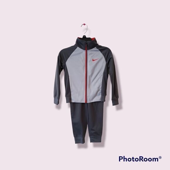 Nike Boy`s Futura Tricot Jacket and Pants 2 Piece Set - Picture 1 of 5